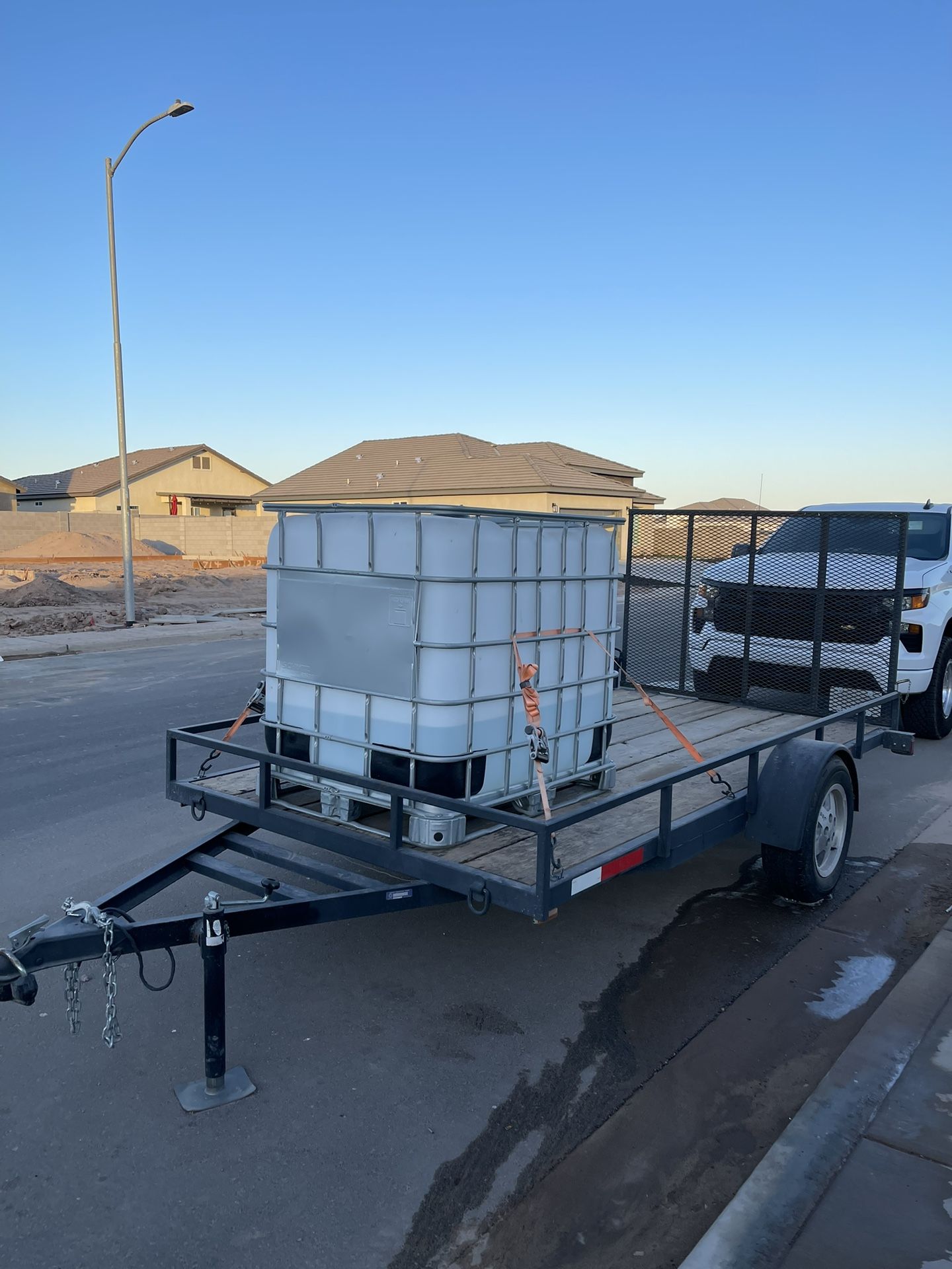 Home Made Tráiler 
