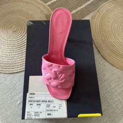 Women’s LV Heels 