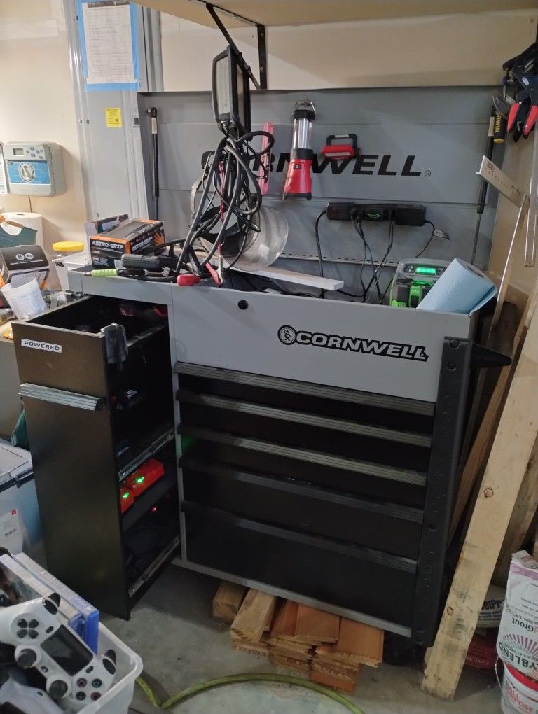 Cornwell Powered Tool Cart