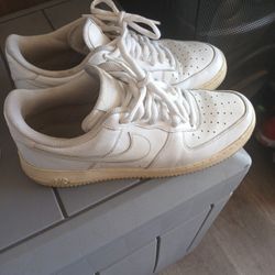 Nike Air Shoes Size 12