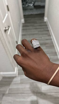 Diamond ring
