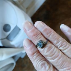 Ring With blue stone