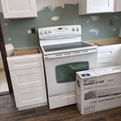 Electric Glass top STOVE WORKS PERFECTLY