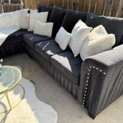 High Quality Sectional Couch DELIVERY AVAILABLE 🚚