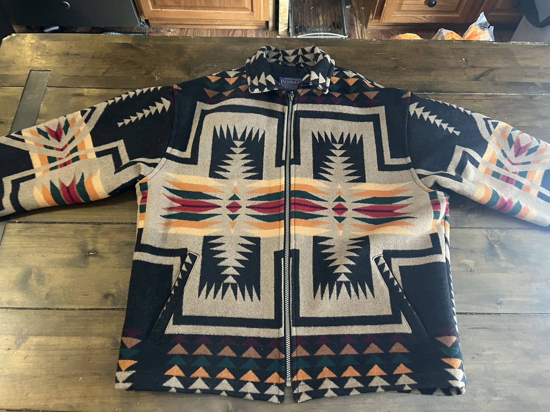 RARE VINTAGE PENDLETON Chief Joseph Wool Jacket Large M Made In USA Native Metal