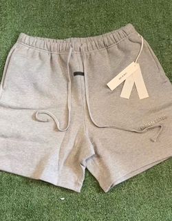 essential shorts