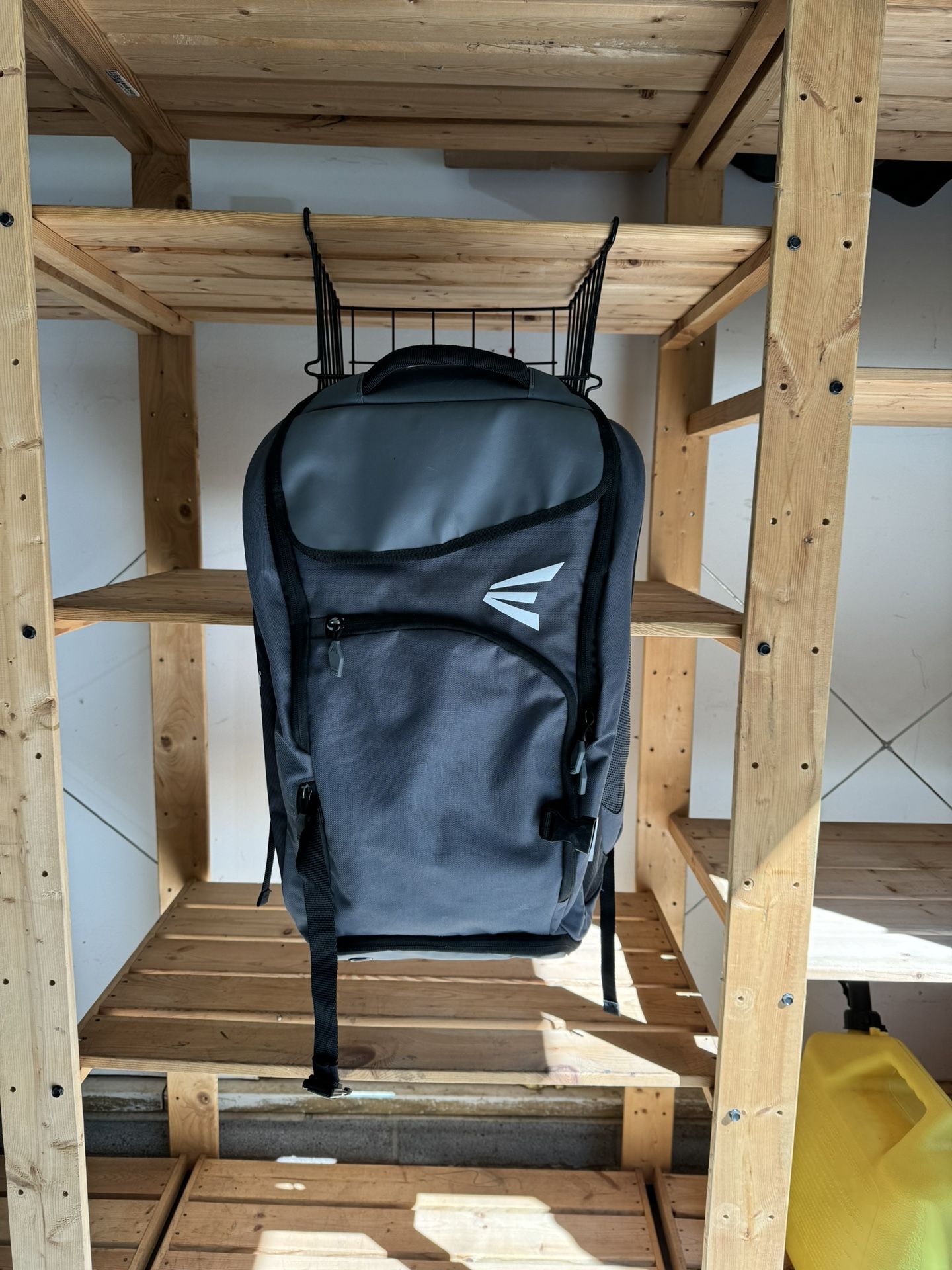 $25 Or Best Offer Easton Prowess Softball Backpack Bat Bag Black