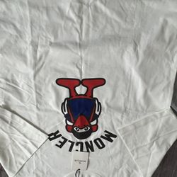 Moncler Tee Sz Xxl