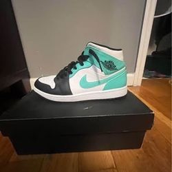 Air Jordan 1 retro mid high og aqua