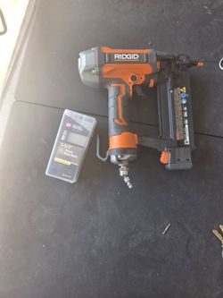 Nail gun