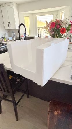 Corrugated plastic stackable pick and pack bins