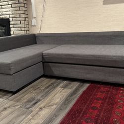 Slide-out Couch/Bed