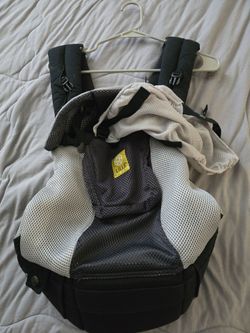LILLEbaby Baby Carrier