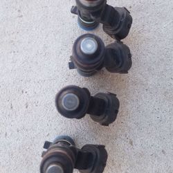 Nissan Fuel Injectors & Throttle Body