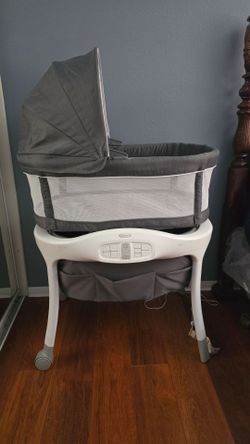 Graco Baby Bassinet