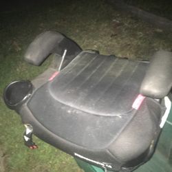 Nice booster seat $20