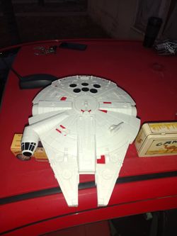 Star Wars Millennium Falcon Toy Ship
