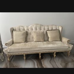 2 Couches $1000 Total 