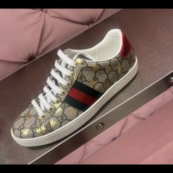 GUCCI SHOES SIZE 36