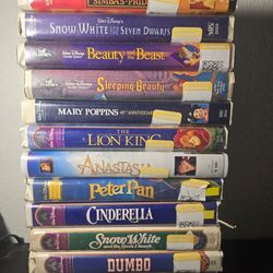 Lot of 12 Disney VHS tapes