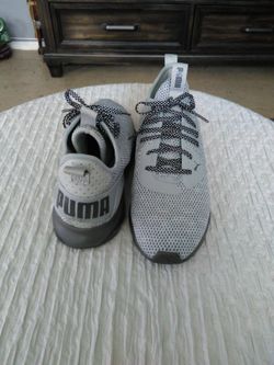 Men's Puma Size 9 1/2