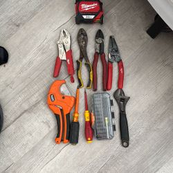 Random Assortment Of Mostly Klein Hand Tools 