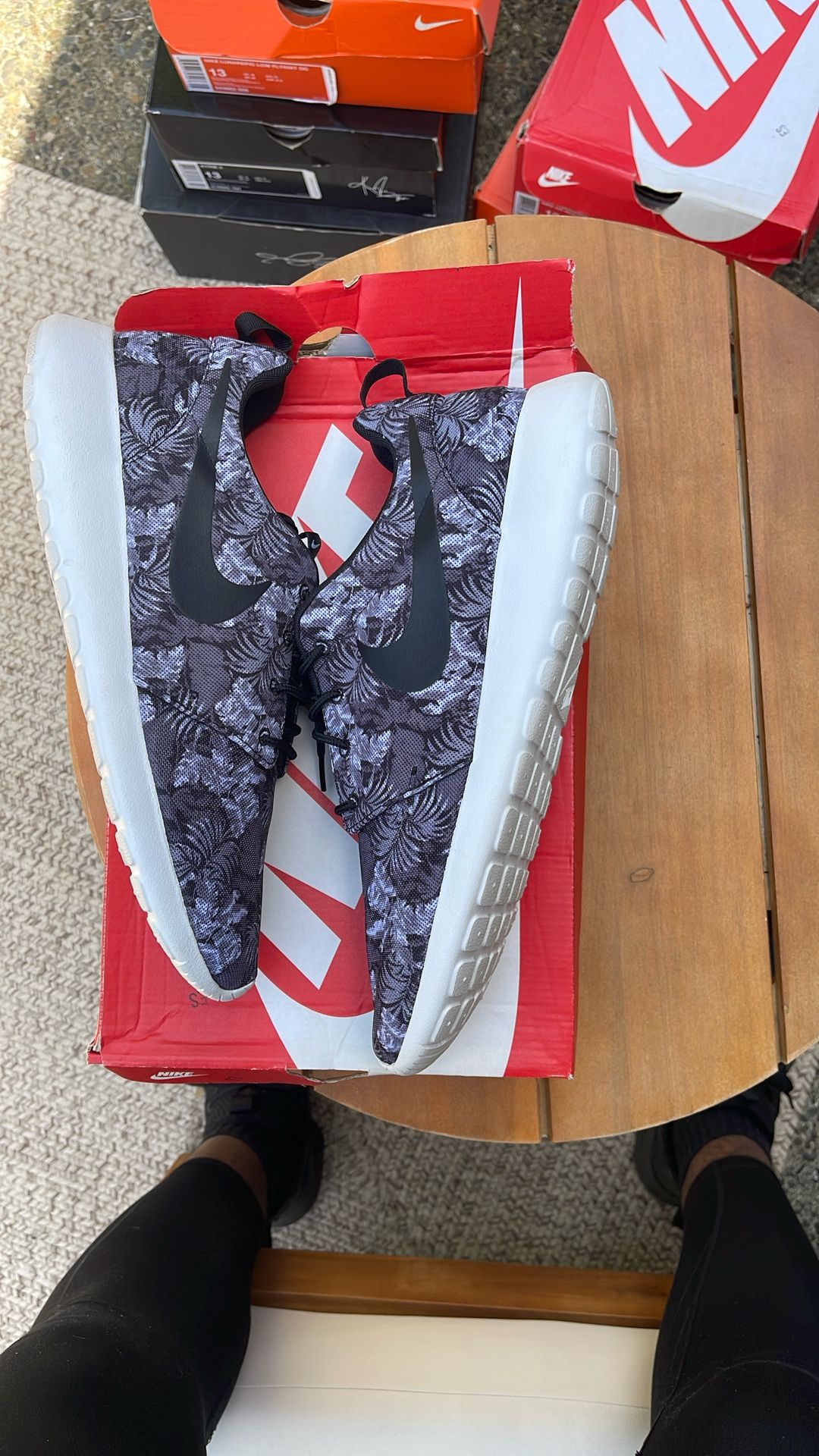 Nike Roshe Size 13
