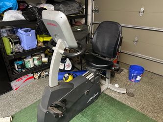 Life fitness cycle