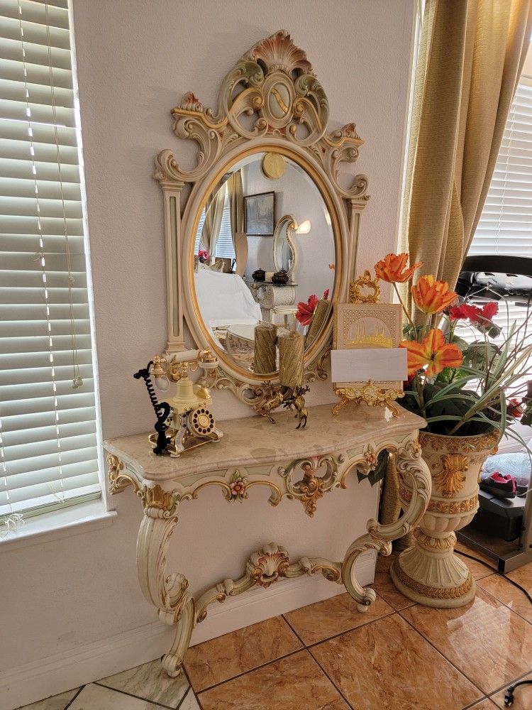 Beautiful French Furniture Set With Extras