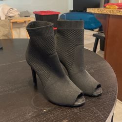 Size 7.5 Black Heels