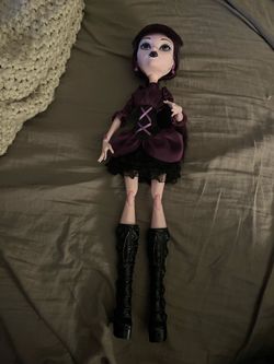 Frightfully tall elissabat