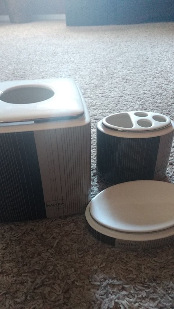 Nautica Bathroom Set For Sale In Bakersfield Ca Offerup
