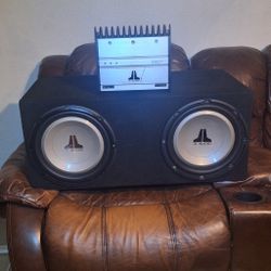 2 12s JL Audio JL Audio Amplifier 250 Watts 