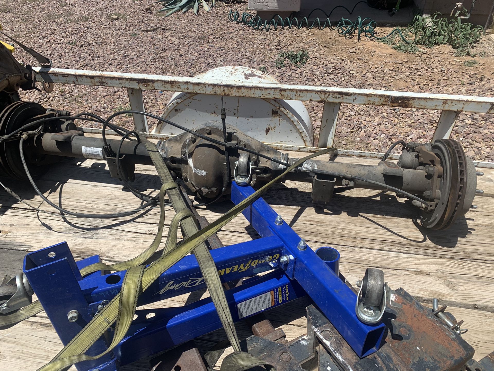 Chevy 3/4 ton semi floater 8 lug axle