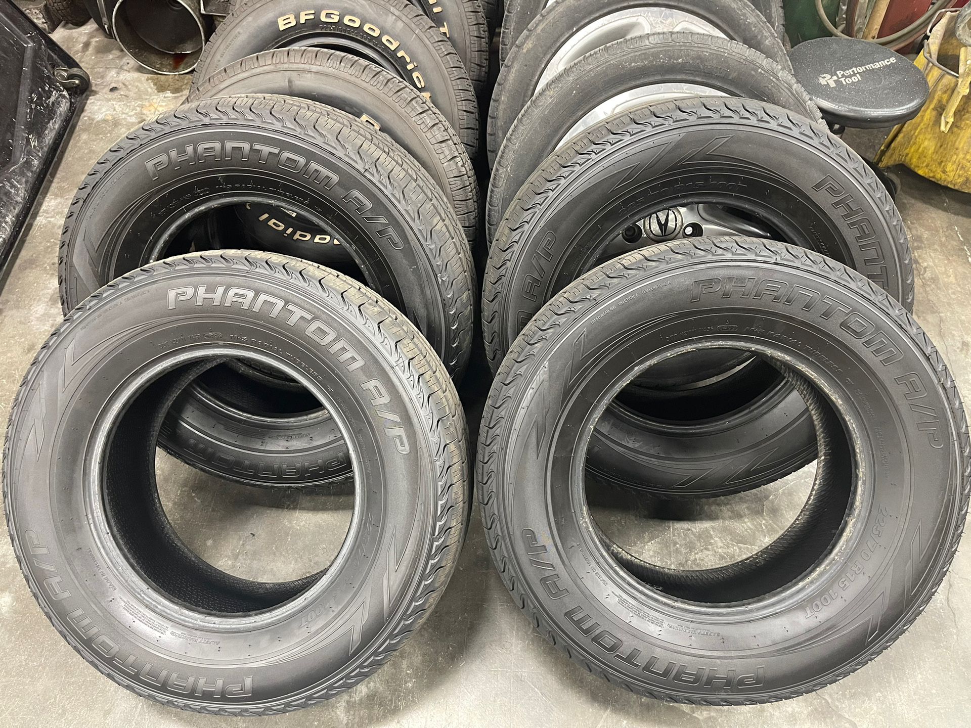 225/70/15 PHANTOM A/P TIRES
