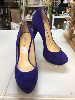 Guess purple heels size 8