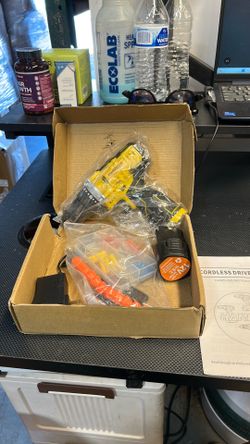 HANWISE Model HWSD212-H001 Cordless Drill Driver Kit – 12V Lithium – New/Open Box