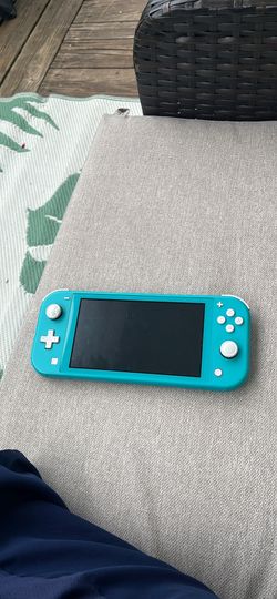 Nintendo Switch Lite (Taking offers)