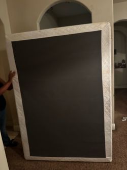 Boxspring with frame