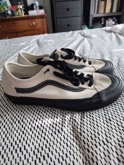 Vans ultracush size 9.5