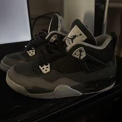 Jordan 4s