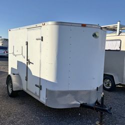 Enclosed Trailer 6x12 V Nose