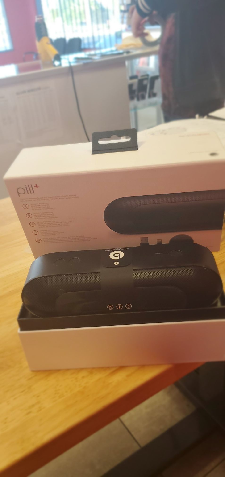 BEATS PILL+ FACTORY UNLOCKED $99