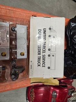UPS United Parcel Service Freight Double Feeder Diecast Truck Tractor Trailer