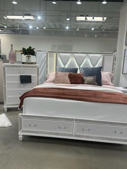 Brand New Queen bedroom set featuring LED lighting and crystal accents