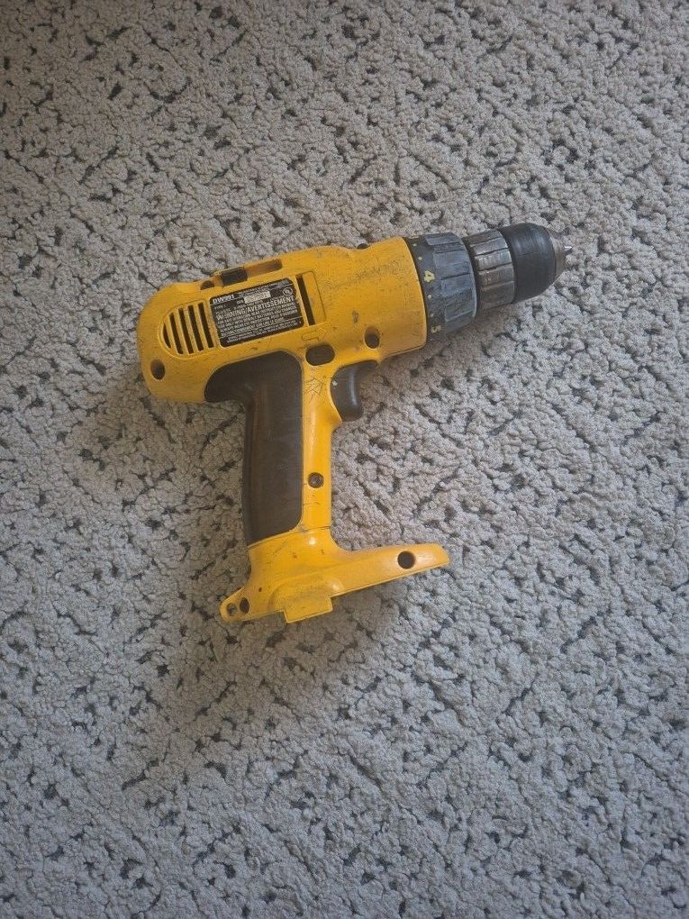 Dewalt DW 991 Cordless Drill
