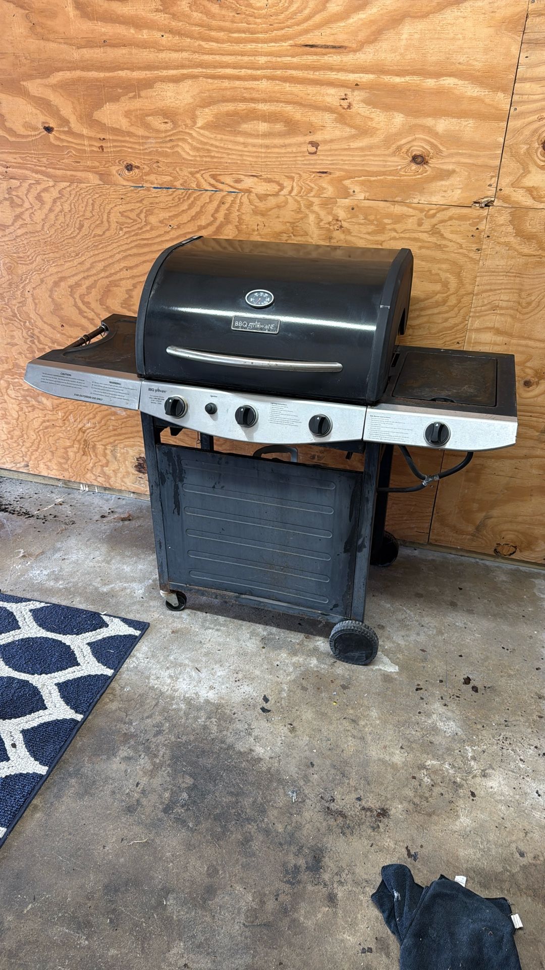 BBQ Grillware Gas Grill