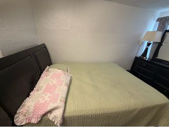 Free queen bedroom set