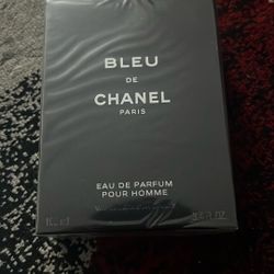 Bleu DE Chanel Paris 
