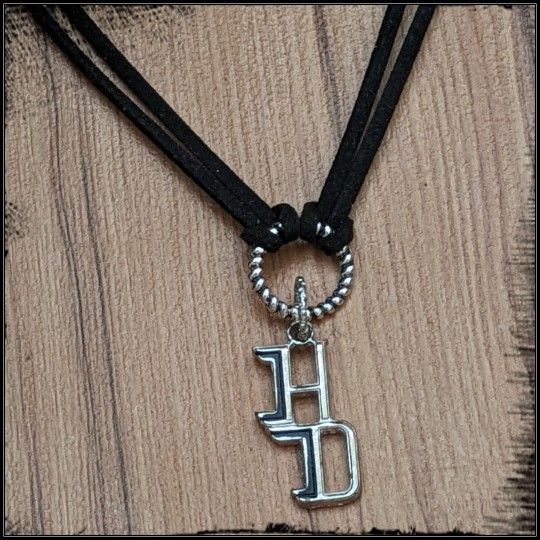 Leather Harley Davidson HD Pendant Choker 